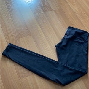 Black 25” lulu lemon leggings